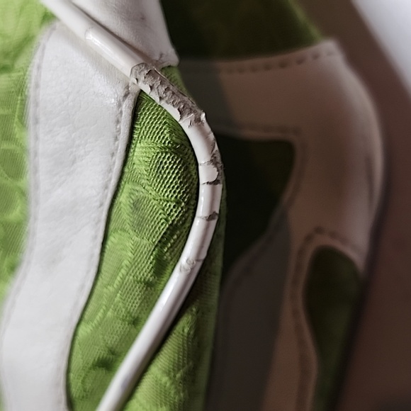 COACH Tote - Picture 9 of 10